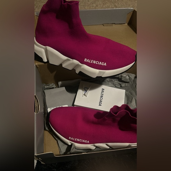 Balenciaga size 37 like new wore them twice forgot I even had them - Picture 1 of 1